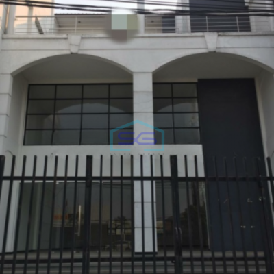 Dijual Ruko Luas Bangunan  744 m² di Serpong Tangerang Selatan