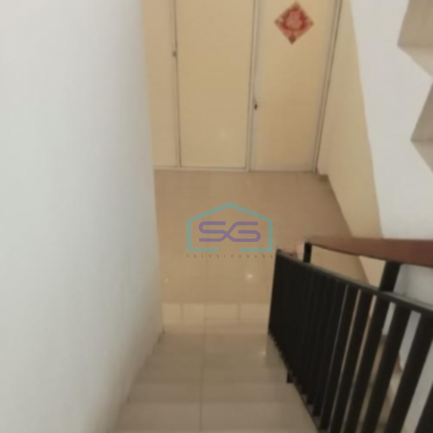 Disewakan Ruko Luas Bangunan 220 m² Lokasi Bebas Banjir di Tangerang Selatan-2