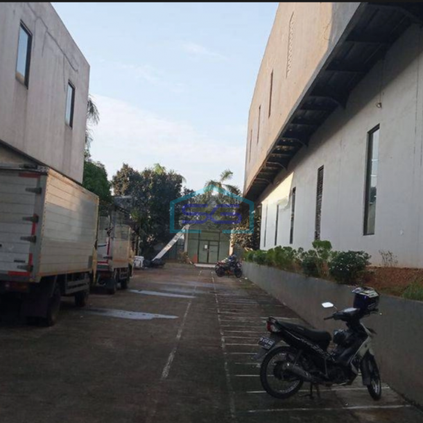 Dijual Pabrik Dan Kantor di Jalan Puspitek BSD Tangerang-1