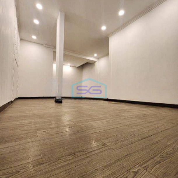 Dijual Ruang Usaha Siap Huni Bersih Rapih 2 Row Di Jati Padang Jakarta Selatan LB 600m2-3
