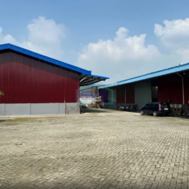 Disewakan Gudang di Cilodong Depok Luas Bangunan 392m2 Hadap Jalan Raya-1