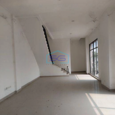 Disewakan Ruko Osaka Hoek Hadap Timur lokasi strategis Jakarta Utara-2