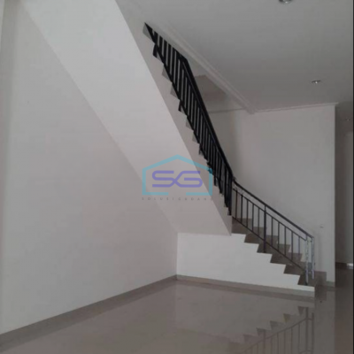 Disewakan Ruko Osaka PIK 2 Jakarta Utara 3 Lantai Brand New Lokasi Strategis Harga Terbaik
