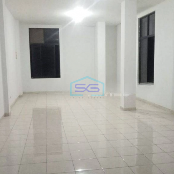 Disewakan Ruko 4 Lantai Jalan Raya Pluit Jakarta Utara Lokasi Strategis-1