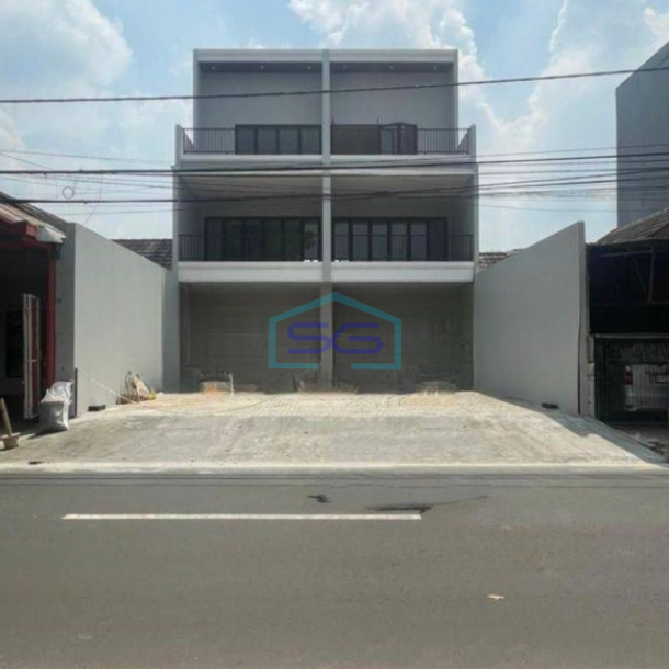 Dijual Ruko 3 Lantai Area BSD Tangerang Selatan Bangunan Baru-1