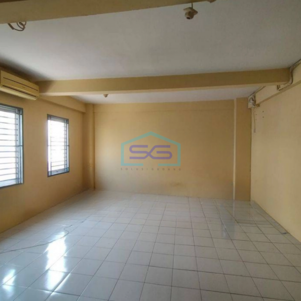 Dijual Gudang Elang LB 324m2 Ada Kantor 3 Lantai Jakarta Utara-1