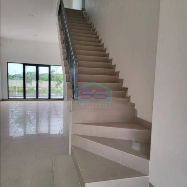Disewakan Ruko Osaka View Danau 3 Lantai Harga Terbaik PIK 2 Jakarta Utara-1