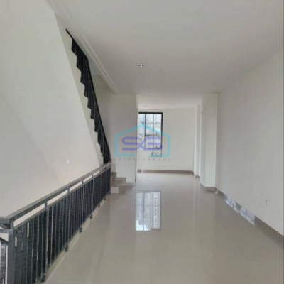 Disewakan Ruko Osaka View Danau 3 Lantai Harga Terbaik PIK 2 Jakarta Utara-2