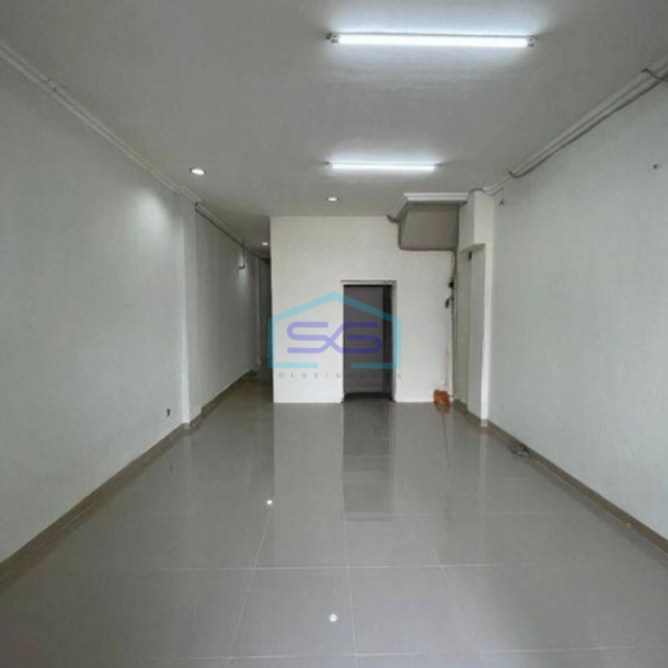 Disewakan Ruko Sedayu Square Hadap Jalan Lokasi Strategis Jakarta Barat-2