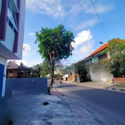 Disewakan Ruko 3 Lantai Lokasi Strategis di Kerobokan Bandung-2