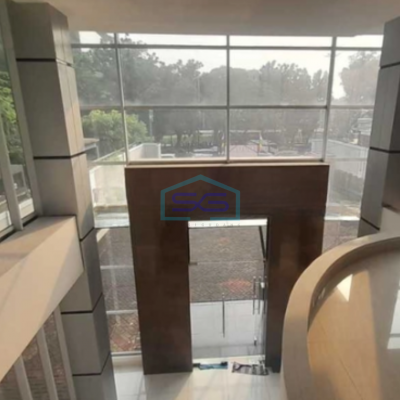 Dijual Gedung Baru Pancoran Jakarta Selatan Strategis Bebas Banjir LB 1829m2