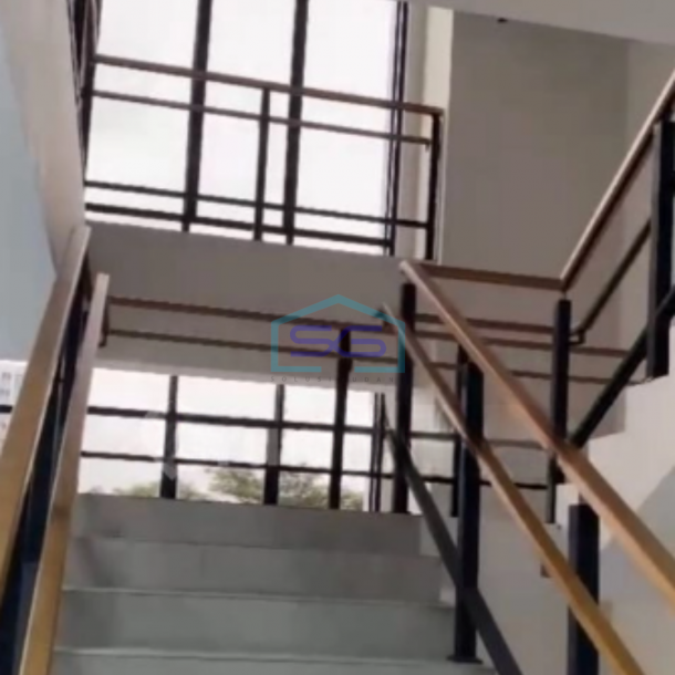 Dijual Gedung Kantor di Teluk Naga Tangerang LB 1728m2-4