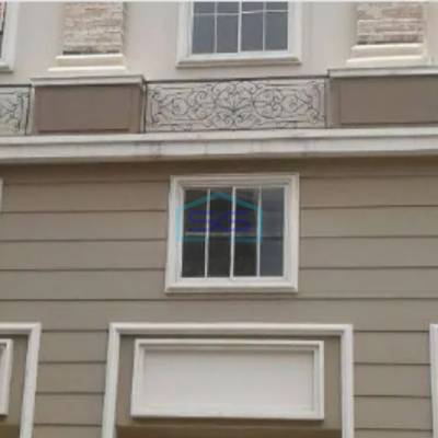 Disewakan Ruko di Green Lake City Jakarta Barat Luas Bangunan 180 m²