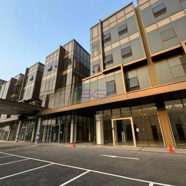 Dijual Kantor di Gading Serpong Tangerang Luas Tanah  180 m²-1