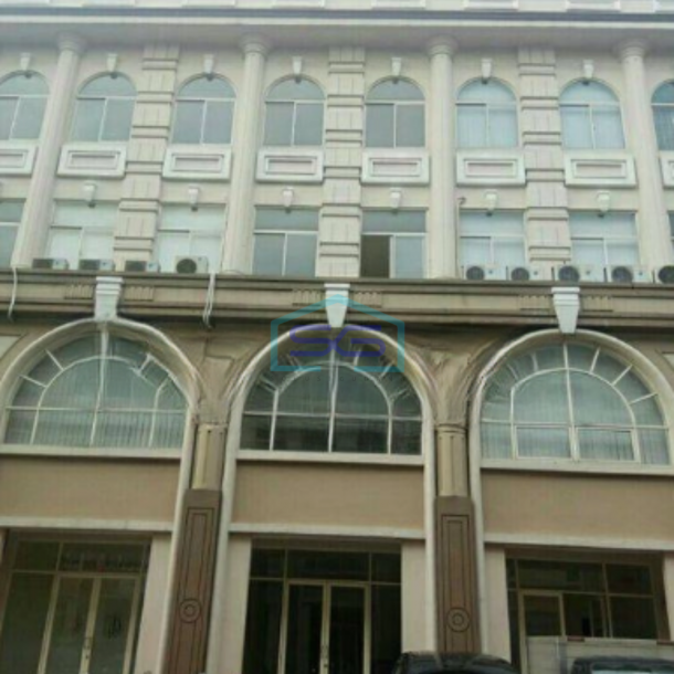 Dijual Ruko Bebas Banjir di Green Lake City Jakarta Barat Luas Bangunan 232 m²-1