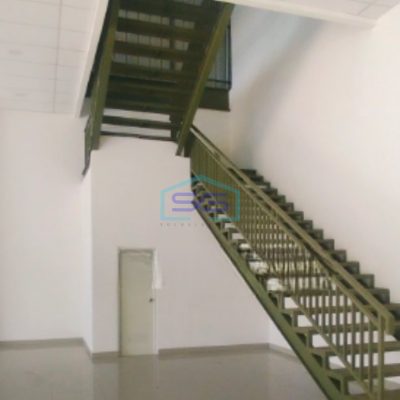 Dijual Gudang Dalam Kawasan Industri Bangunan Bagus Strategis di Jababeka Bekasi LB 3300m2