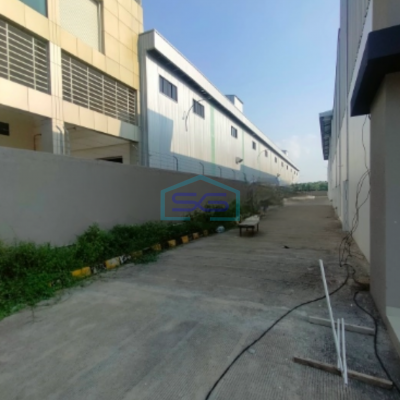 Dijual Gudang Dalam Kawasan Industri Bangunan Bagus Strategis di Jababeka Bekasi LB 3300m2
