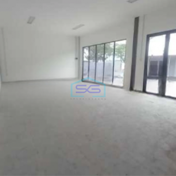 Disewakan Gudang Lokasi Bebas Banjir di Lippo Cikarang Luas Tanah  1366 m²-3