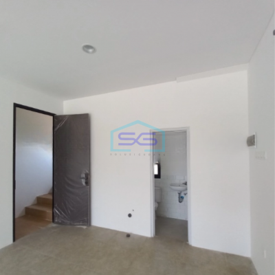 Disewakan Ruko Luas Bangunan 1442 m² Lokasi Bebas Banjir di Cikarang