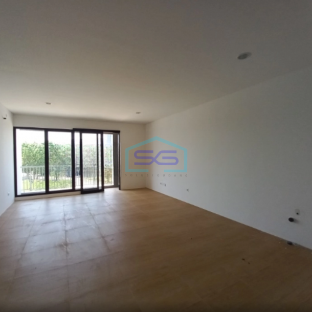 Disewakan Ruko Luas Bangunan 1442 m² Lokasi Bebas Banjir di Cikarang-2