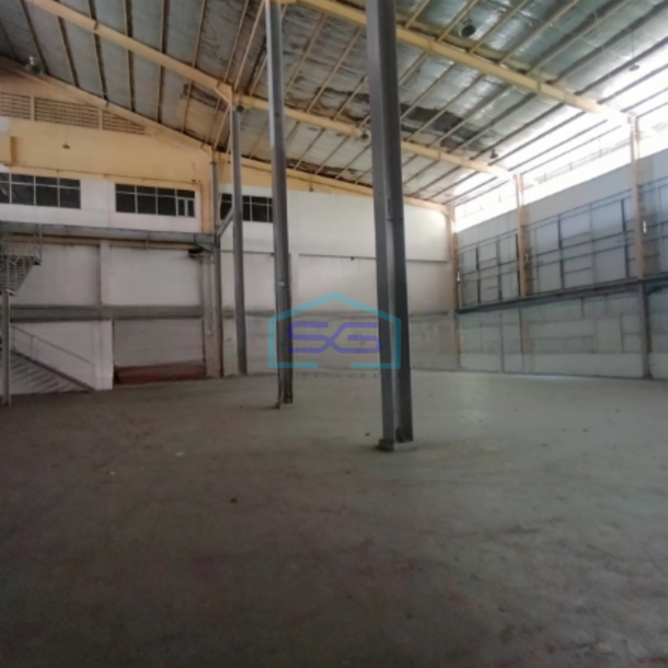 Disewakan Gudang Lokasi Strategis Luas Bangunan 7508 m²  Lokasi di Cikarang-3
