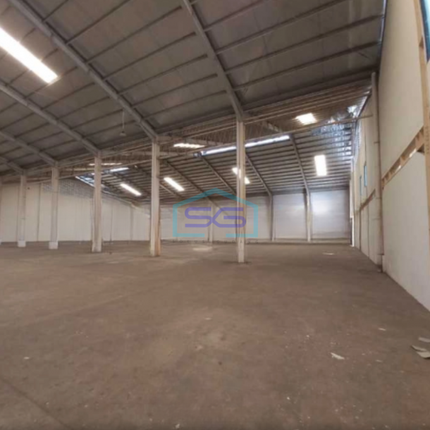Dijual Gudang Luas Tanah 4300 m² Lokasi  Strategis di Bekasi-1
