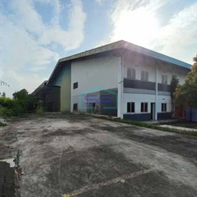 Disewakan Gudang Luas Bangunan  1000 m² Lokasi Strategis di Karawang