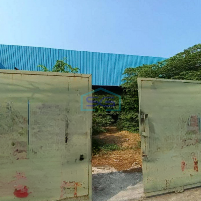 Dijual Pabrik Diluar Kawasan Baru Setengah Pembangunan di Bekasi LT 4000m2