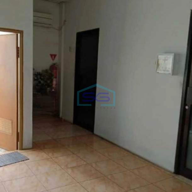 Dijual Pabrik Luas Tanah  1300 m² Lokasi di Cikarang-1