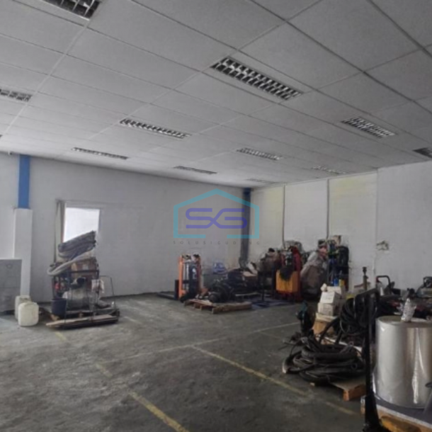 Dijual Pabrik Luas Bangunan  3500 m² Lokasi Bebas Banjir di Cikarang-2
