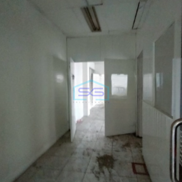Disewakan Gudang Luas Tanah 6818 m² Lokasi di Cikarang-2