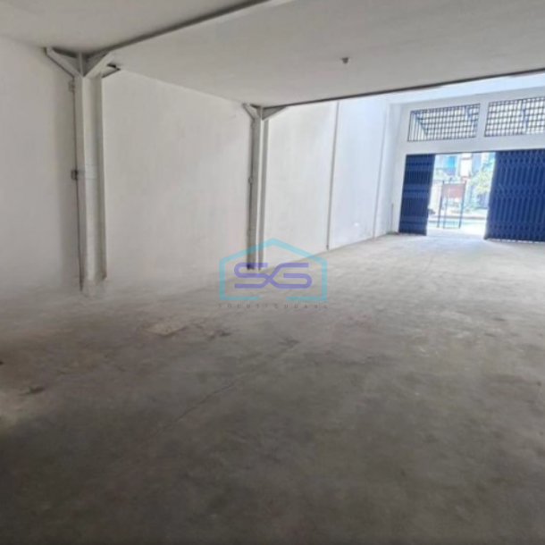 Disewakan Pabrik Luas Tanah  150 m² Lokasi di Cikarang-3