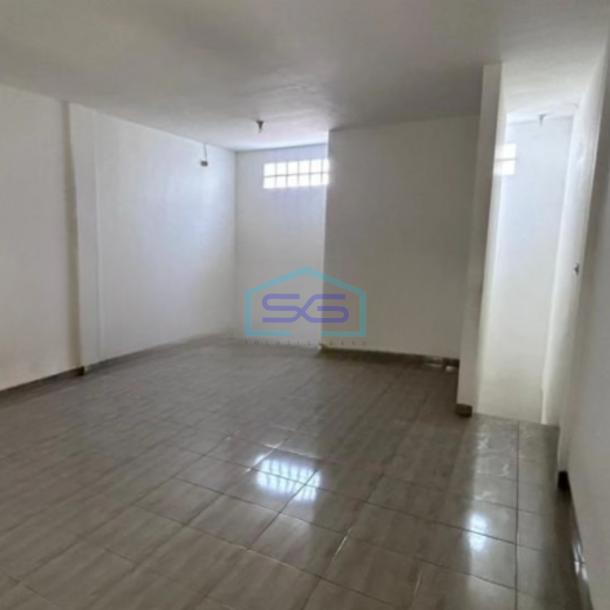 Disewakan Pabrik Luas Tanah  150 m² Lokasi di Cikarang-2