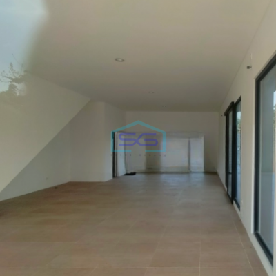 Disewakan Ruko Luas Bangunan  135 m² Lokasi Bebas Banjir di Cikarang