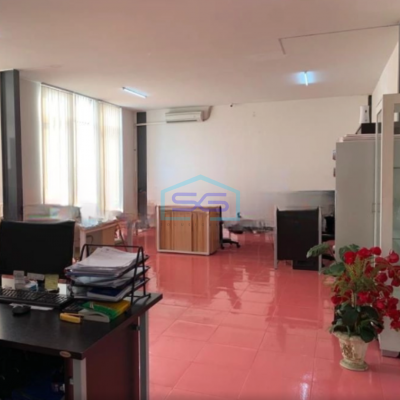 Dijual Gudang Luas Bangunan  1747 m² Lokasi di Cikarang