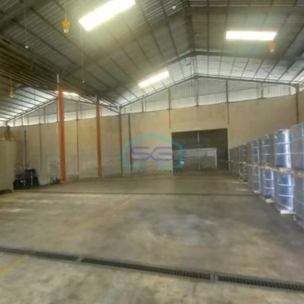 Dijual Pabrik Ada Kantor Luas Bangunan 2234 m² Lokasi Bebas Banjir di Cikarang-2