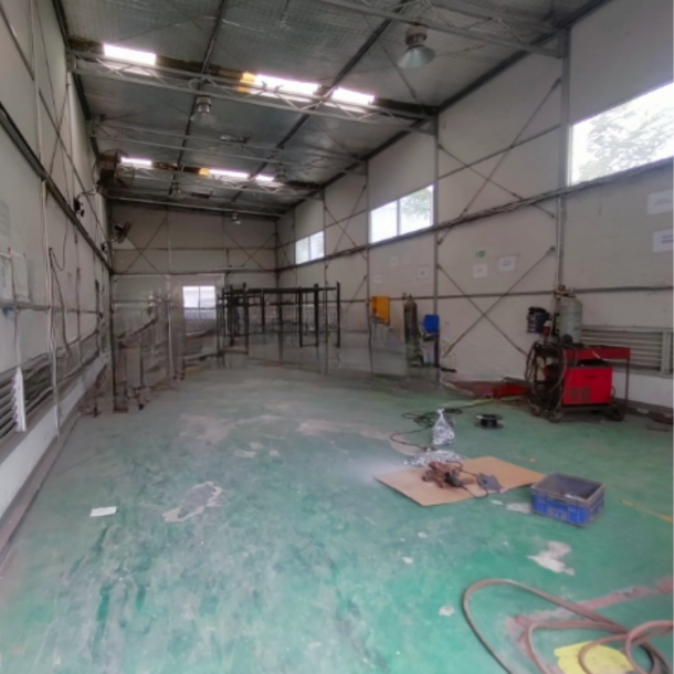 Dijual Pabrik Luas Bangunan 900 m² Lokasi Bebas Banjir di Cikarang-1