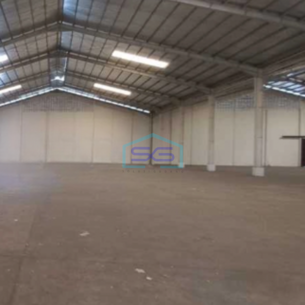 Dijual Gudang Lokasi Strategis Luas Tanah  4300 m² di Bekasi-2