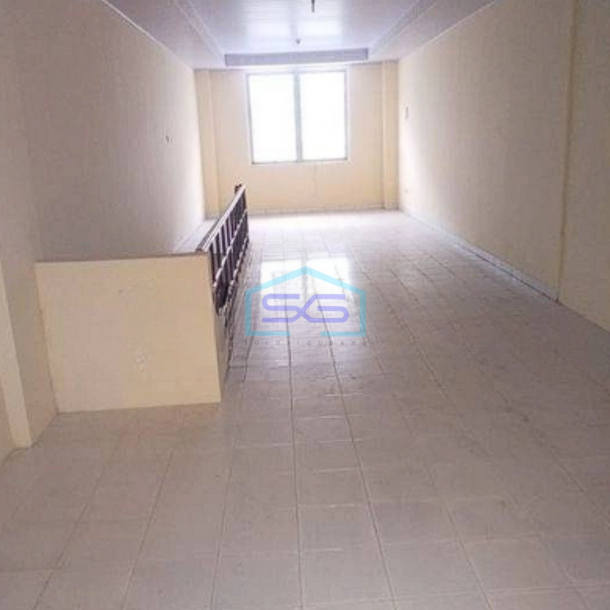 Disewakan Ruko 3 Lantai di Jalan Utama Bekasi-2