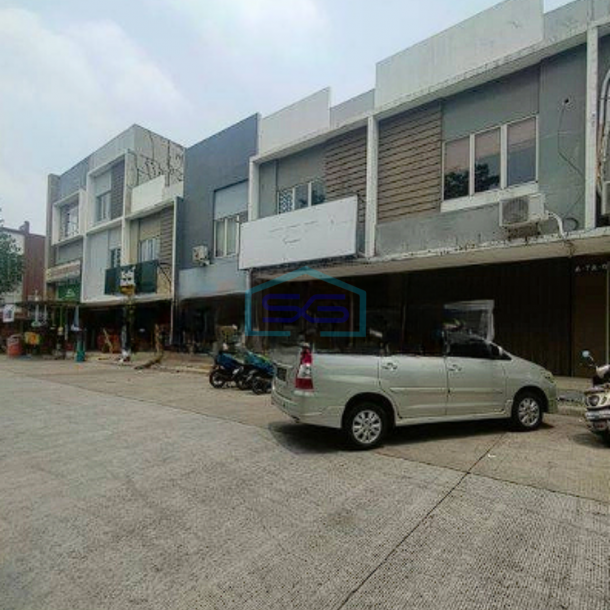 Disewakan Ruko 2 Lantai Bagus di Lippo Cikarang Luas Bangunan 177m2-1