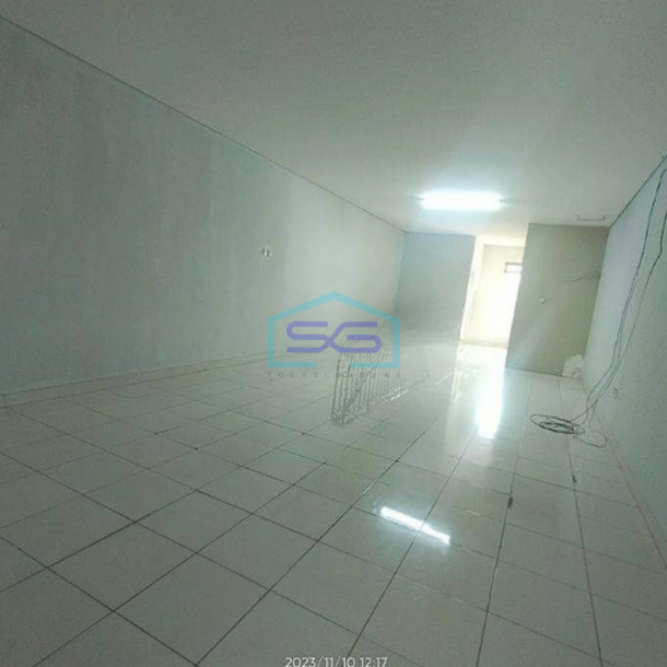 Disewakan Ruko 2 Lantai Bagus di Lippo Cikarang Luas Bangunan 177m2-4