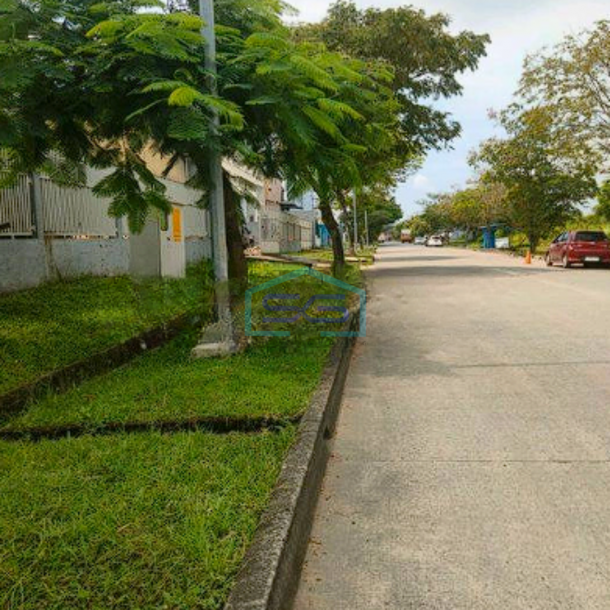 Dijual Tanah Kavling Dalam Kawasan Industri Lokasi di Cikarang Strategis-2
