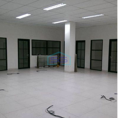 Disewakan Pabrik Kondisi Bagus Dalam Kawasan Cikarang Selatan LB 2246m2