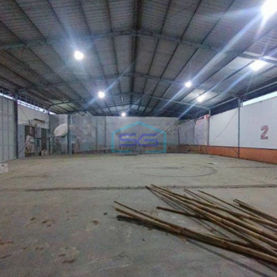 Disewakan Bangunan Gudang Luar Kawasan Strategis di Daerah Jababeka Bekasi LT 600m2-3