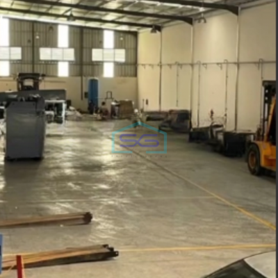 Dijual Pabrik Lokasi Strategis Luas Tanah  1229 m² Lokasi di Lippo Cikarang