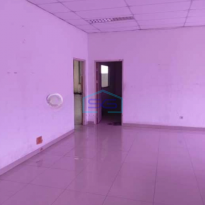 Dijual Gudang Lokasi di Karawang Lokasi Strategis Siap Huni LT 2165m2