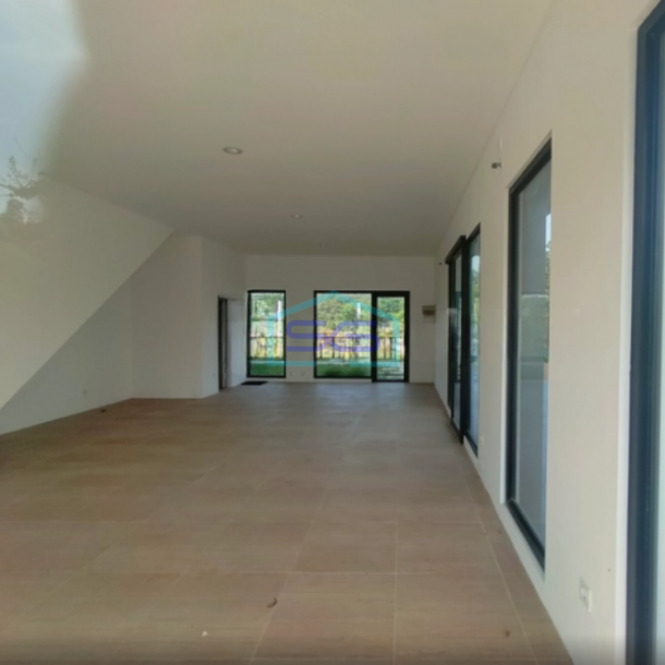 Disewakan Ruko 3 Lantai Baru Area Lippo Cikarang Bekasi Siap Huni LB 135m2-4