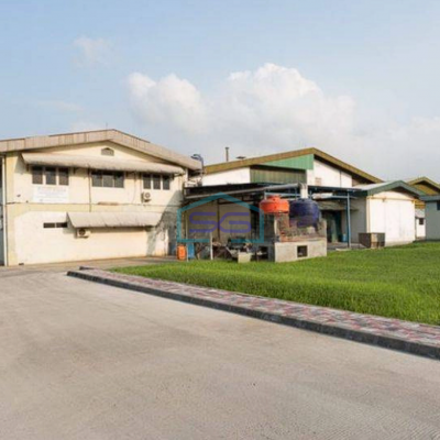 Dijual Pabrik Ex Pabrik Garmen Diluar Kawasan Akses Strategis di Bekasi LT 27239m2