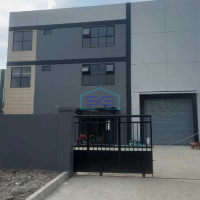 Disewakan Pabrik Baru Renovasi Bagus Siap Huni di Cikarang Bekasi LB 1127m2