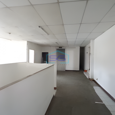 Disewakan Pabrik di Kawasan Cikarang Bekasi Siap Huni Luas Bangunan 500m2